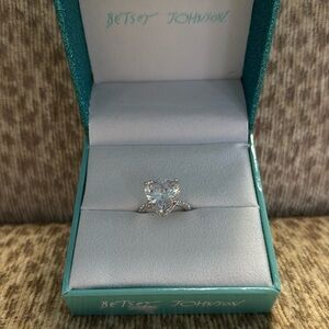Betsy Johnson Genuine CZ heart shaped center stone embellished Ring. Gorgeous!